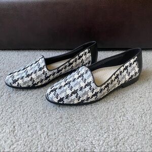 TROTTERS Liz Loafer sandal flat size 7.5 M